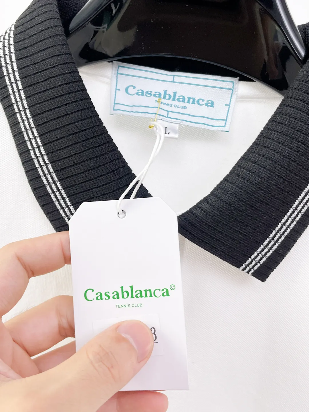 Casablanca New Arrival long-sleeved Polo shirt, original fabric, official Same Style, made of pure cotton pique fabric, custom-made in the same vat, feels very comfortable and smooth, very wide and stylish, produced by a first-line brand Factory, imported Behringer embroidery machine, embroidery is full and textured, collar and collar ribs are woven with imported yarn, will not deform after long-term wear, the most New Arrival style in autumn and winter, fashionable and individual, super Versatile and good-looking Very suitable for both men and women. A must-have item for everyone. Size: M-XXXL